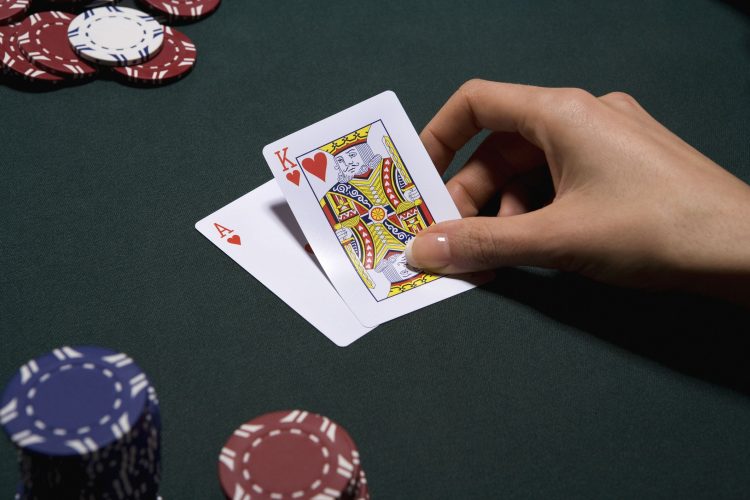Beat your boredom by playing online poker with friends! Here are the details